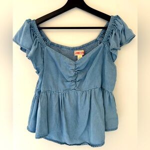 NWOT! Lone Star off the shoulder crop shirt.
